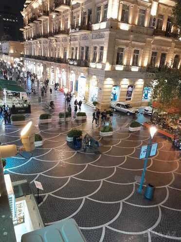 İcarəyə verilir 3 otaqlı köhnə tikili 70 m², Sahil m., photo 1 from 20