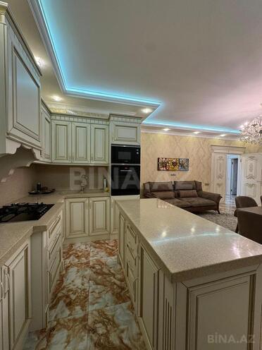Сдаётся 3-комн. новостройка 155 м², м. 8 ноября, photo 10 from 18