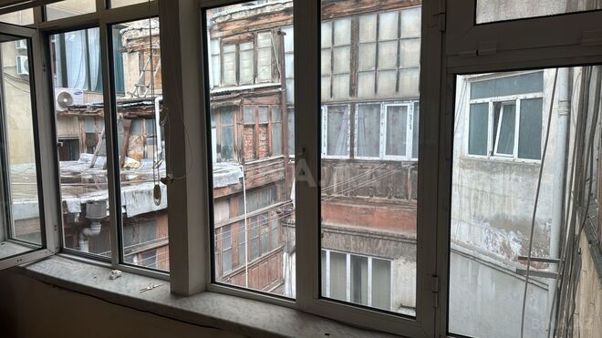 İcarəyə verilir 2 otaqlı köhnə tikili 65 m², Sahil m., photo 9 from 12