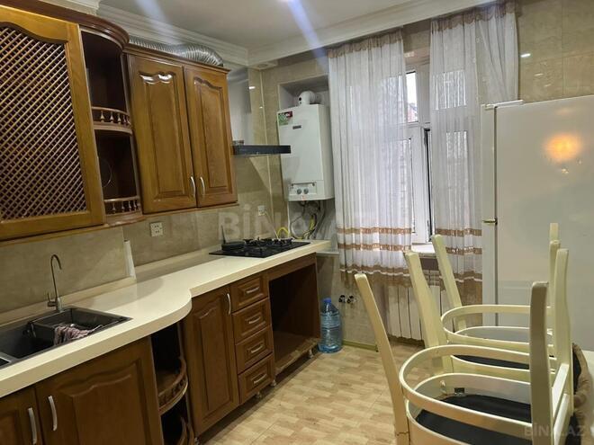 Сдаётся 4-комн. вторичка 130 м², м. Бакмил, photo 4 from 15