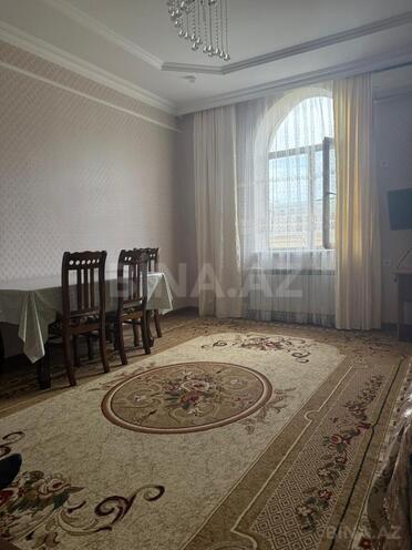 Сдаётся 2-комн. вторичка 70 м², м. Сахил, photo 9 from 13