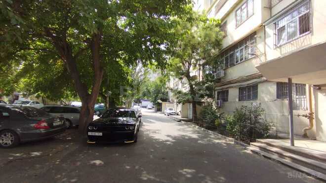 Satılır 5 otaqlı köhnə tikili 115 m², Azadlıq Prospekti m., photo 4 from 32
