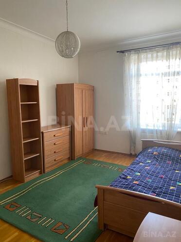 Satılır 5 otaqlı köhnə tikili 200 m², Nəsimi r., photo 7 from 17