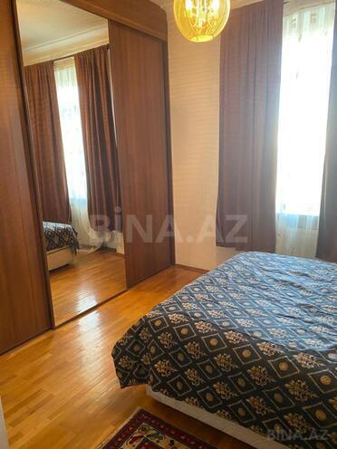 Satılır 5 otaqlı köhnə tikili 200 m², Nəsimi r., photo 6 from 17