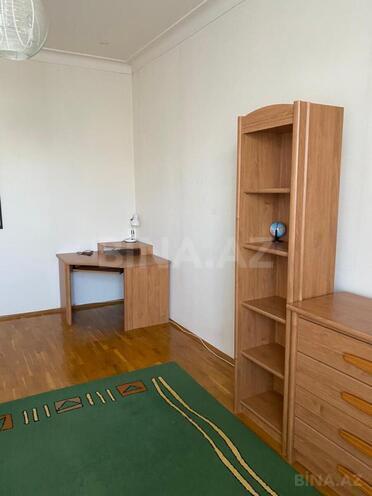 Satılır 5 otaqlı köhnə tikili 200 m², Nəsimi r., photo 4 from 17