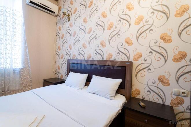 Сдаётся 3-комн. вторичка 60 м², м. Низами, photo 4 from 13