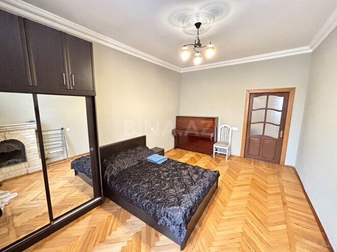 İcarəyə verilir 3 otaqlı köhnə tikili 80 m², İçəri Şəhər m., photo 3 from 14