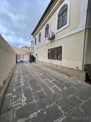 Сдаётся 8-комн. офис 400 м², пос. Бадамдар, photo 15 from 16