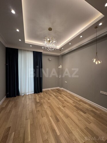 Продаётся 4-комн. новостройка 180 м², м. Элмляр Академиясы, photo 13 from 19