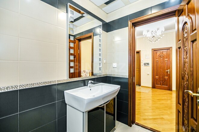 İcarəyə verilir 5 otaqlı yeni tikili 200 m², 28 May m., photo 8 from 17