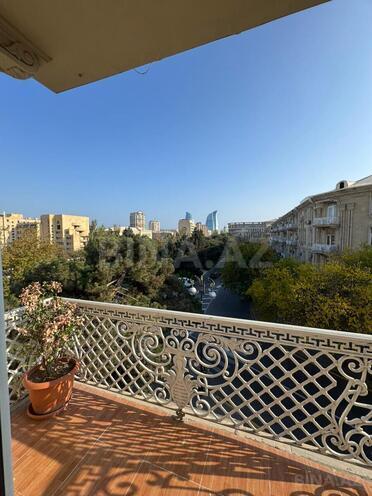 Продаётся 2-комн. вторичка 55 м², Ясамальский р., photo 16 from 22