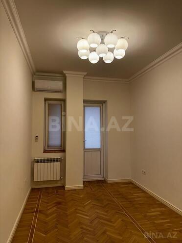Сдаётся 3-комн. офис 85 м², м. Элмляр Академиясы, photo 4 from 14