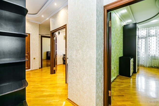 Сдаётся 2-комн. новостройка 104 м², м. Низами, photo 11 from 17
