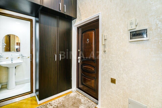 Сдаётся 2-комн. новостройка 104 м², м. Низами, photo 10 from 17