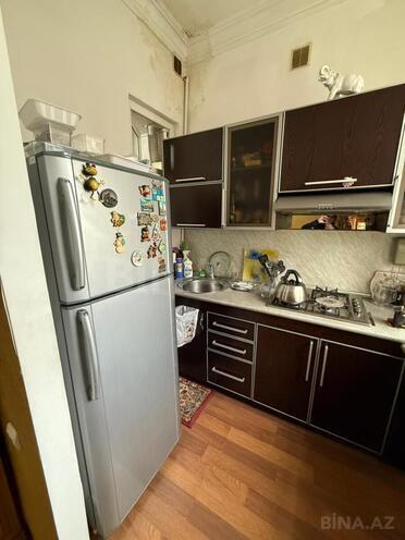 Продаётся 2-комн. вторичка 60 м², м. Нариман Нариманов, photo 3 from 8