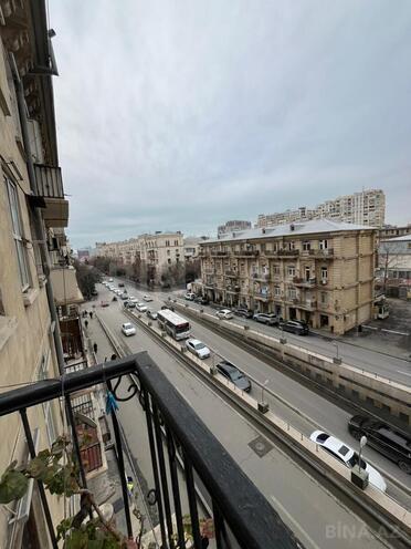 Продаётся 2-комн. вторичка 60 м², м. Нариман Нариманов, photo 7 from 8