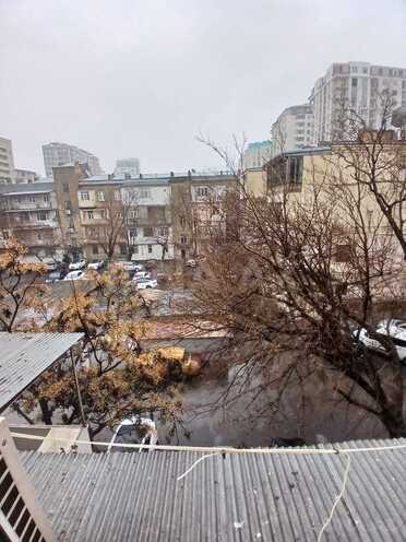 İcarəyə verilir 4 otaqlı köhnə tikili 850 m², Nərimanov r., photo 11 from 18