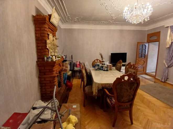 İcarəyə verilir 4 otaqlı köhnə tikili 850 m², Nərimanov r., photo 15 from 18