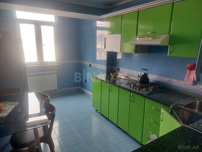 Satılır 4 otaqlı köhnə tikili 120 m², 28 May m., photo 13 from 23