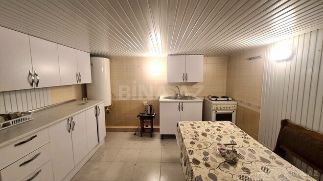 Satılır 5 otaqlı köhnə tikili 200 m², 28 May m., photo 9 from 25