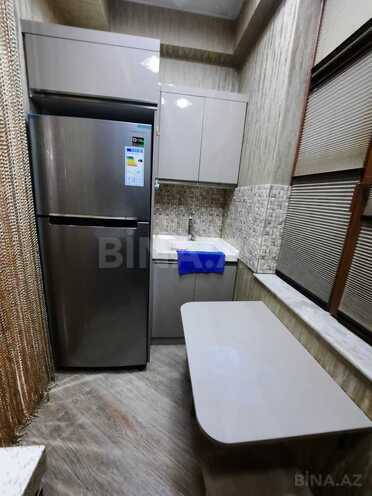 Сдаётся 2-комн. новостройка 70 м², м. Нефтчиляр, photo 15 from 17