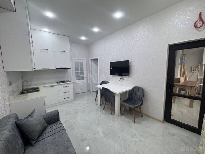 Сдаётся 3-комн. новостройка 66 м², м. Нефтчиляр, photo 3 from 16