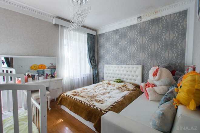 Satılır 7 otaqlı həyət evi/bağ evi 355 m², Bakıxanov q., photo 17 from 32