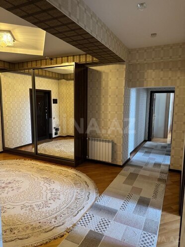 Продаётся 3-комн. новостройка 118 м², м. Ази Асланов, photo 12 from 17