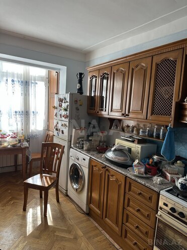 Продаётся 2-комн. вторичка 60 м², м. Элмляр Академиясы, photo 5 from 12
