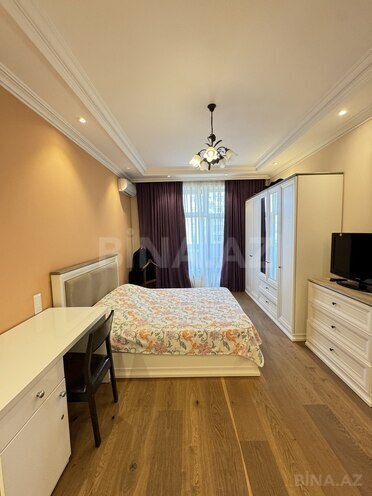 Продаётся 3-комн. новостройка 170 м², м. Низами, photo 9 from 29