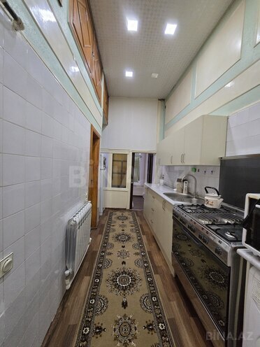 Сдаётся 3-комн. вторичка 100 м², м. Низами, photo 10 from 13