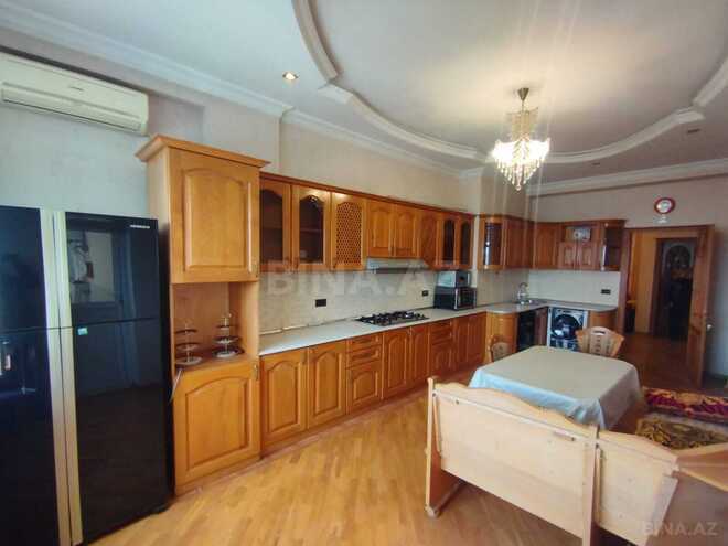 Сдаётся 4-комн. новостройка 220 м², Насиминский  р., photo 19 from 27