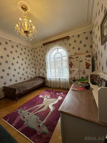 Satılır 11 otaqlı həyət evi/bağ evi 600 m², Ağ şəhər q., photo 13 from 28