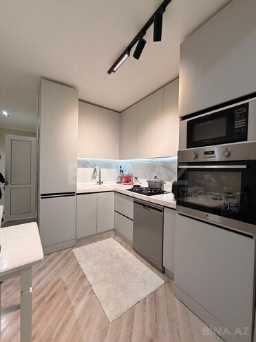 Продаётся 3-комн. вторичка 80 м², м. Ази Асланов, photo 21 from 24