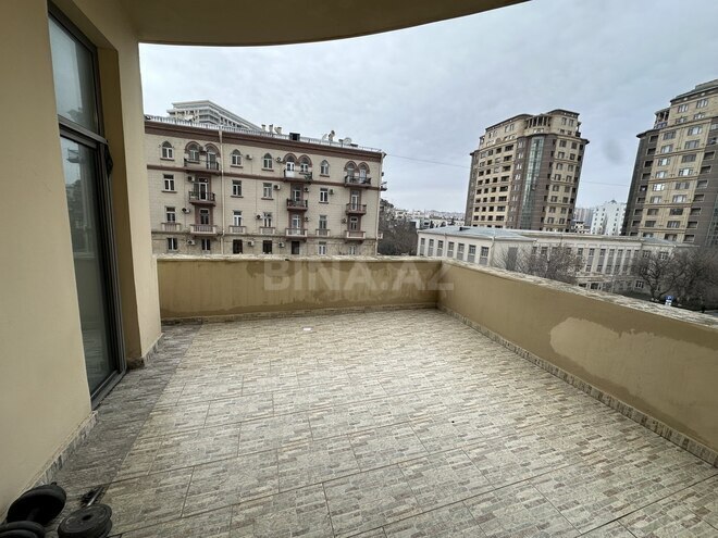 Сдается 5-комн. офис 220 м², м. Низами, photo 21 from 31