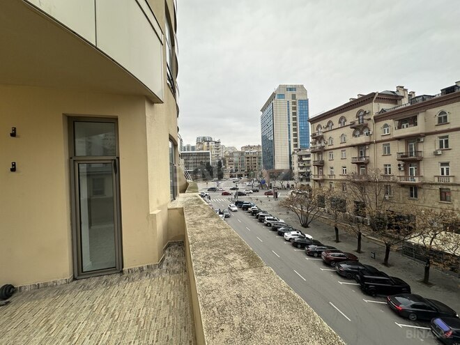 Сдается 5-комн. офис 220 м², м. Низами, photo 23 from 31