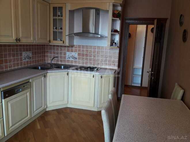 İcarəyə verilir 3 otaqlı köhnə tikili 105 m², Şah İsmayıl Xətai m., photo 9 from 17