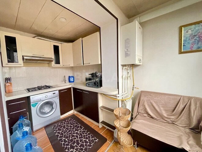 Satılır 2 otaqlı köhnə tikili 60 m², Nəsimi r., photo 13 from 19