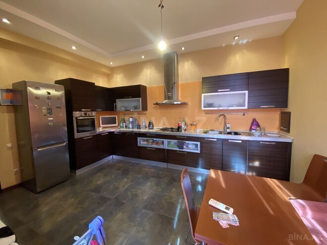 Продаётся 3-комн. новостройка 135 м², м. Элмляр Академиясы, photo 7 from 14