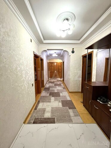Продаётся 5-комн. вторичка 120 м², м. Халглар Достлугу, photo 9 from 12
