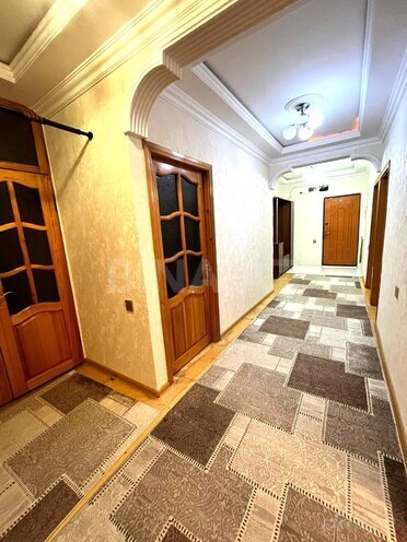 Продаётся 5-комн. вторичка 120 м², м. Халглар Достлугу, photo 8 from 12