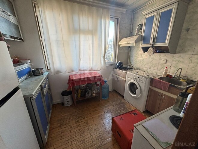 Сдаётся 3-комн. вторичка 72 м², м. Нефтчиляр, photo 4 from 8