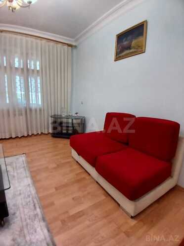 Сдаётся 3-комн. вторичка 80 м², м. Нефтчиляр, photo 7 from 15