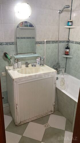 Satılır 2 otaqlı köhnə tikili 60 m², 28 May m., photo 4 from 11