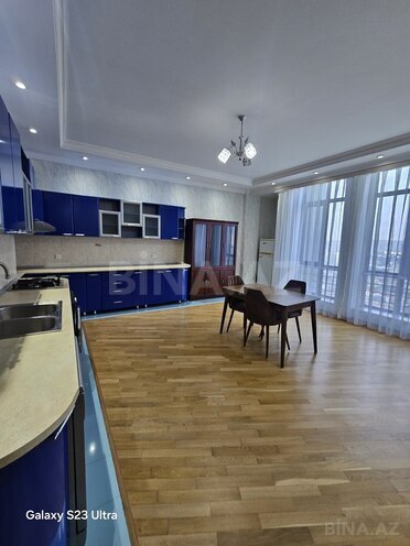 İcarəyə verilir 3 otaqlı yeni tikili 142 m², İnşaatçılar m., photo 13 from 20