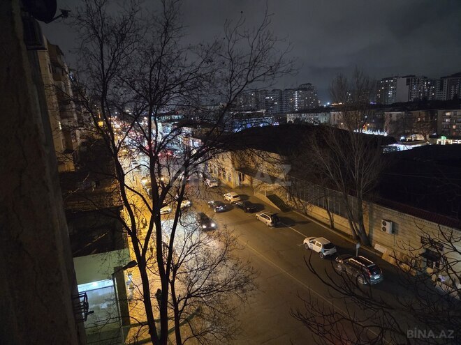 Сдаётся 2-комн. вторичка 52 м², м. Нефтчиляр, photo 12 from 13