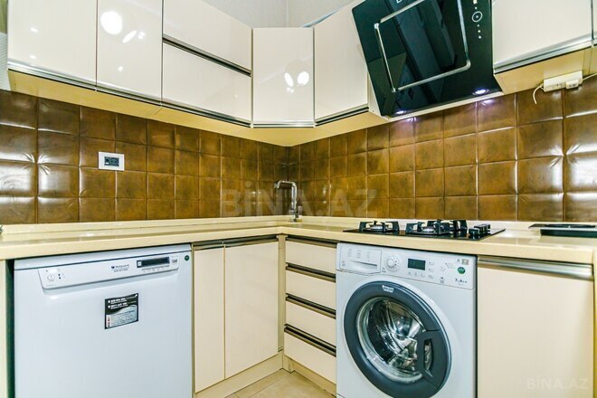 Сдаётся 2-комн. вторичка 70 м², м. Сахил, photo 14 from 27