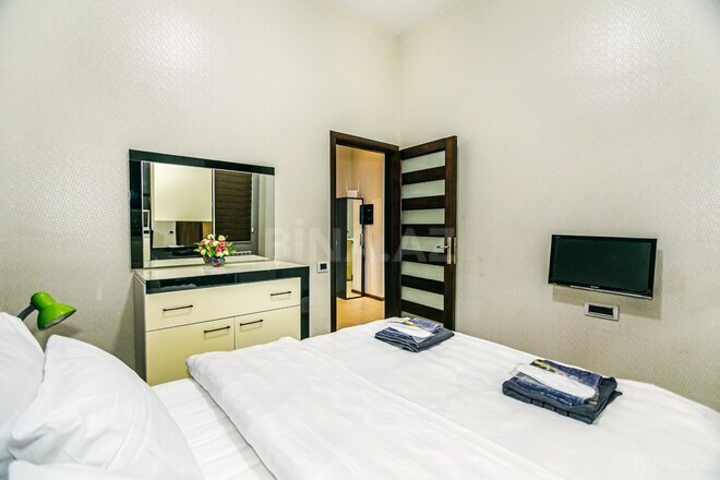 Сдаётся 2-комн. вторичка 70 м², м. Сахил, photo 11 from 27