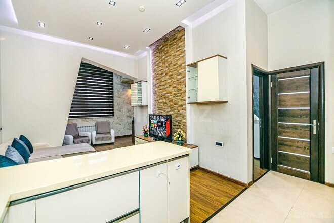 Сдаётся 2-комн. вторичка 70 м², м. Сахил, photo 22 from 27