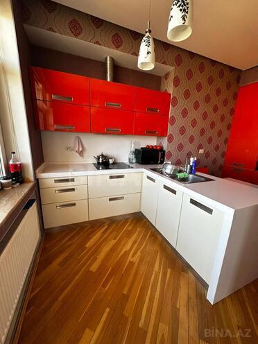 Сдаётся 3-комн. новостройка 120 м², Насиминский  р., photo 9 from 16
